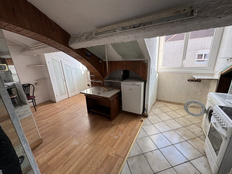 03362e1e-1087-4091-92c3-b32eadbc121f-OVXSvwTh